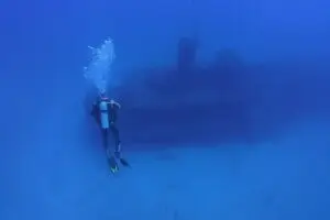 DEEP & WRECK diving