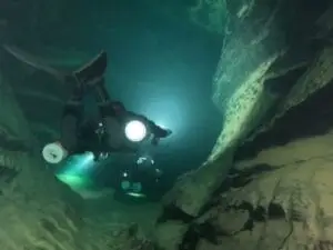 Tauchexpedition nach Sardinien – Höhlentauchen und ein unvergessliches Abenteuer