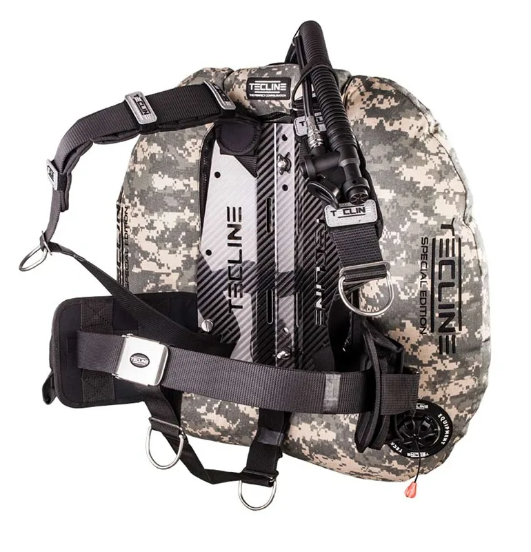 donut-22-special-edition-camu-carbon-backplate-wi