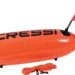 Orange Cressi Torpedo-Boje mit Flaggenmastbefestigung und Ösen
