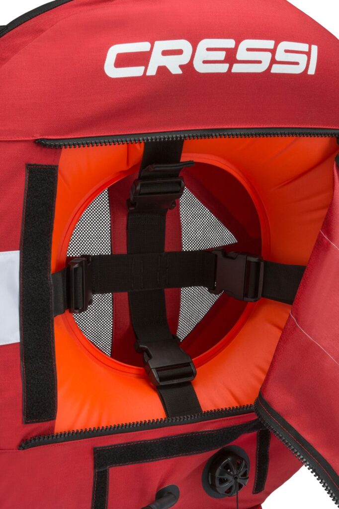 Rote Cressi Freediving Buoy Trainingsboje mit integrierter Flagge